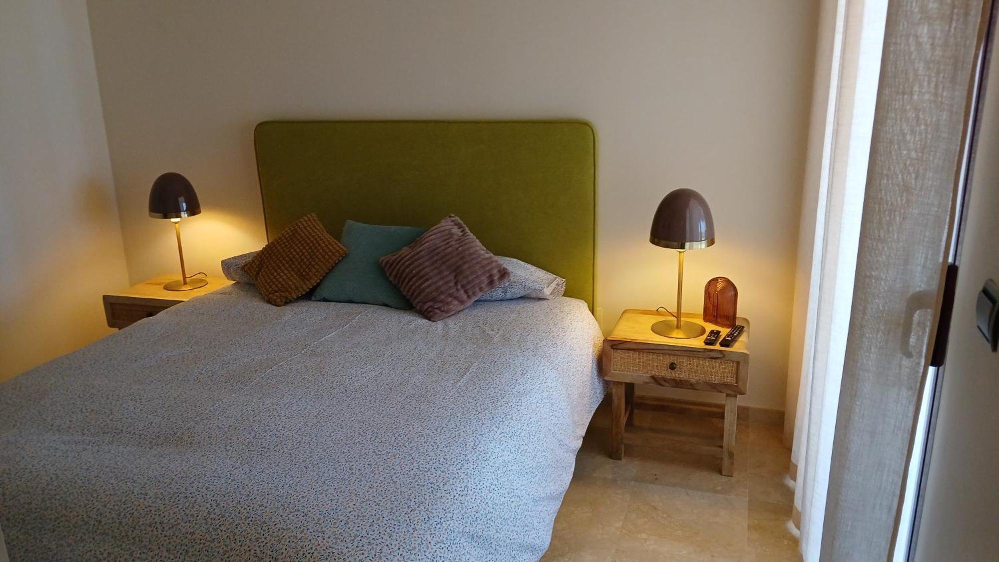 Nueva Ribera Club, Luxury 2 Bedroom With Outdoor Swimming Pool, Wifi And Footsteps Away From The In Alcazares