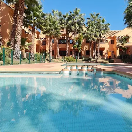 Nueva Ribera Beach Club, Luxury 2 Bedroom Apartment With Outdoor Swimming Pool, Wifi And Footsteps Away From The Beach In Los Alcazares Exterior photo